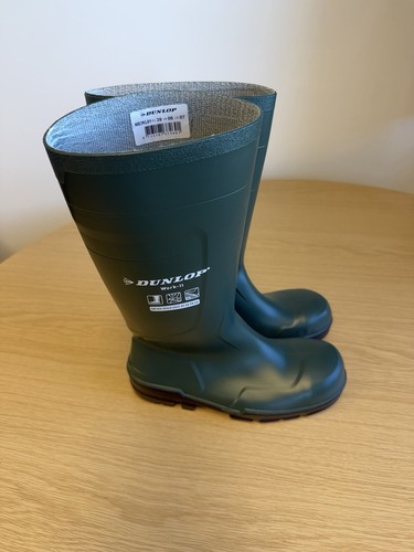 Dunlop safety wellington - dunlop,